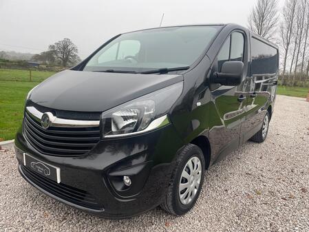 VAUXHALL VIVARO 1.6 CDTi 2700 BiTurbo ecoTEC Sportive