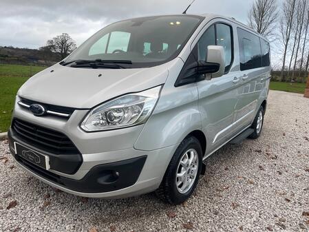 FORD TOURNEO CUSTOM 2.2 300 TDCi Limited